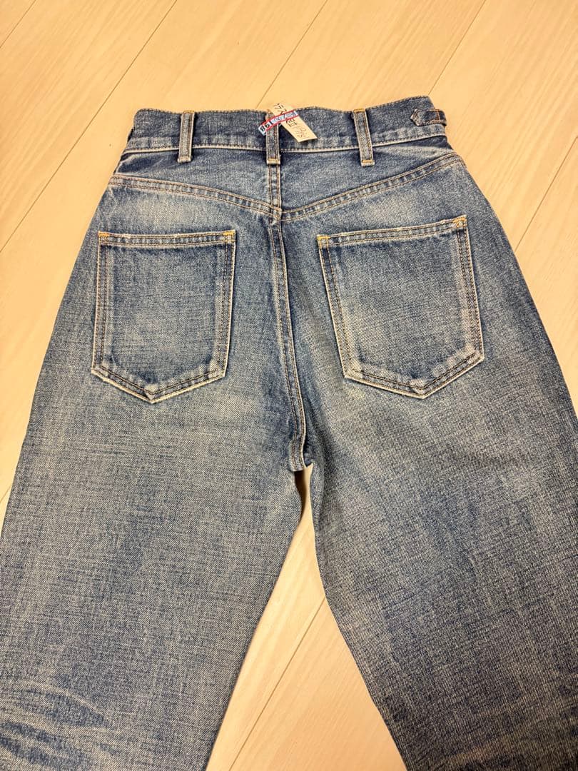 CELINE N° 009 デニムパンツ ライトブルー