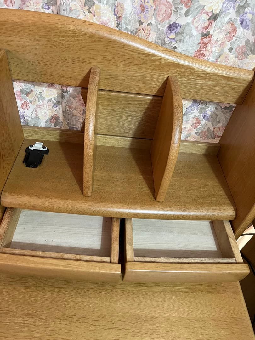 学習机　ニトリ