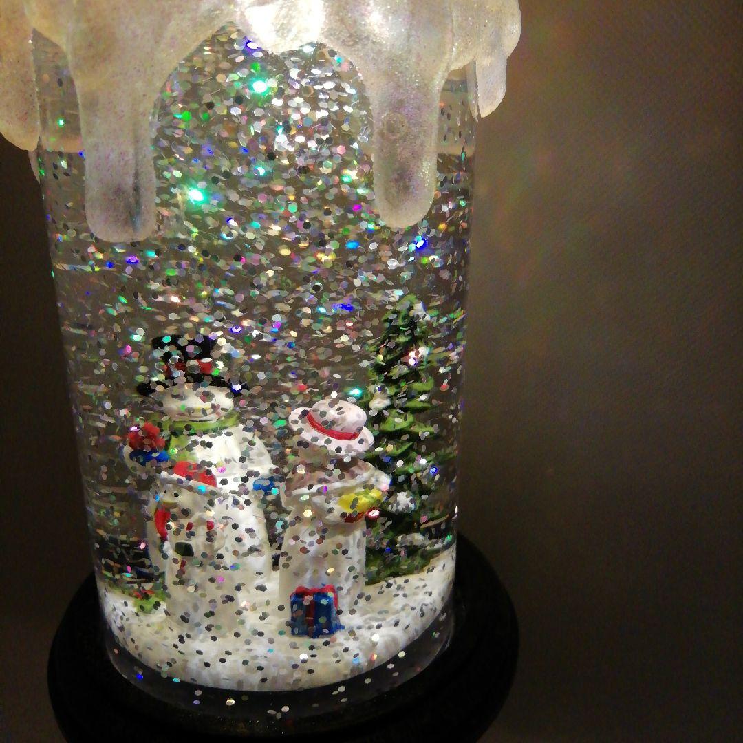 クリスマスイルミネーション台付きキャンドル置物　。