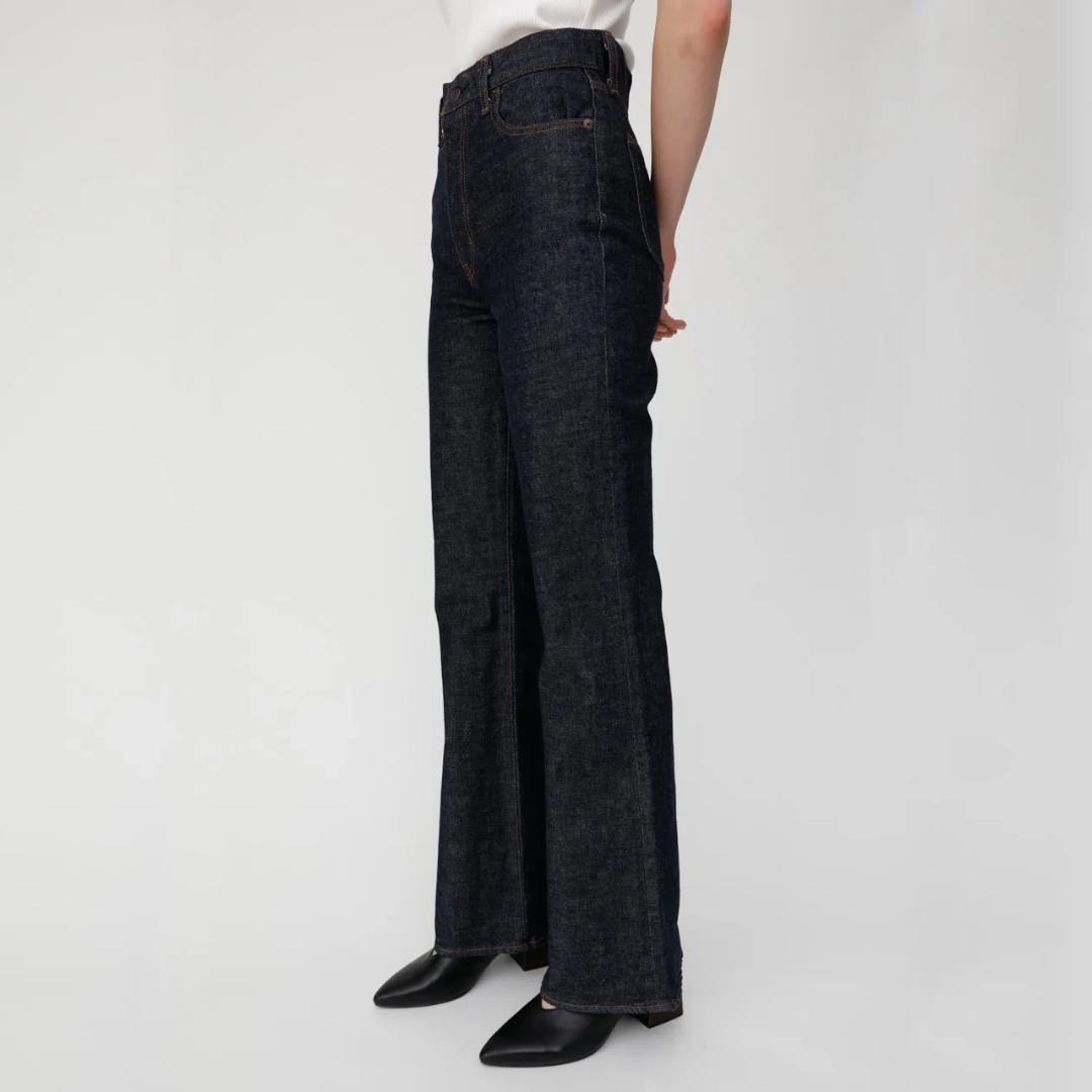 未使用級☆マウジー MVS フレアデニム W24 濃紺 ストレッチ ブーツカット