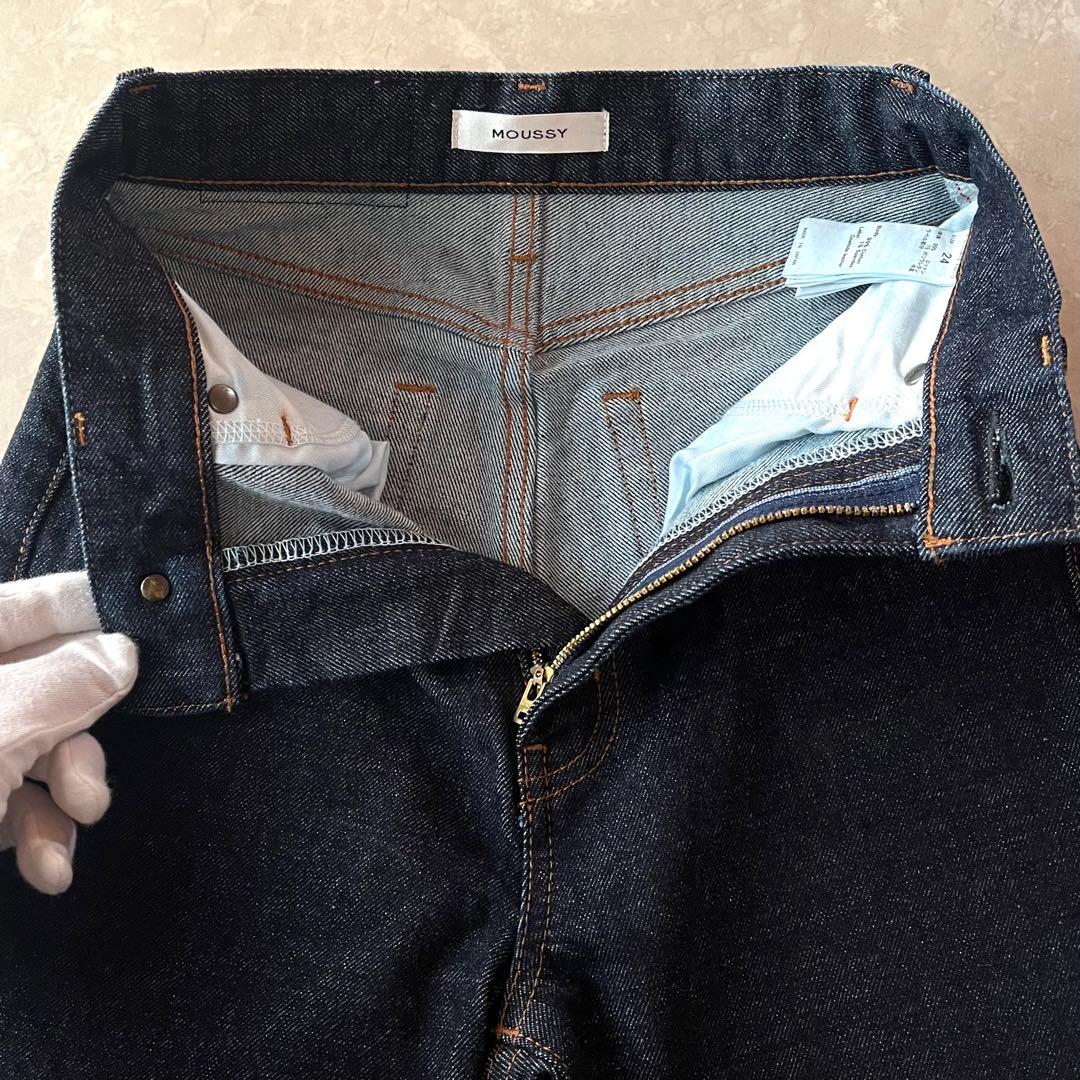 未使用級☆マウジー MVS フレアデニム W24 濃紺 ストレッチ ブーツカット
