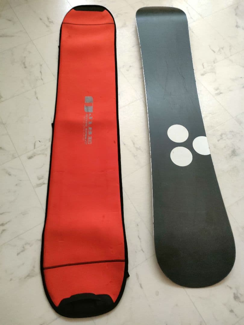 スノーボード・シューズ・ビンディングの3点セット ボードカバー付き