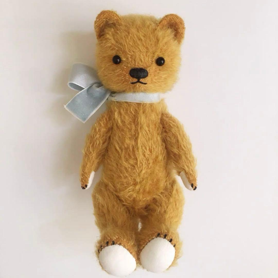 大人しいテディベアさん アーティストベア 海外作家様 ハンドメイド ぬいぐるみ