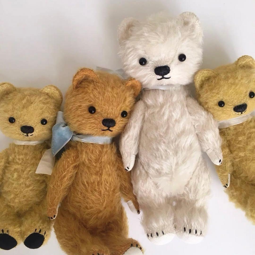 大人しいテディベアさん アーティストベア 海外作家様 ハンドメイド ぬいぐるみ