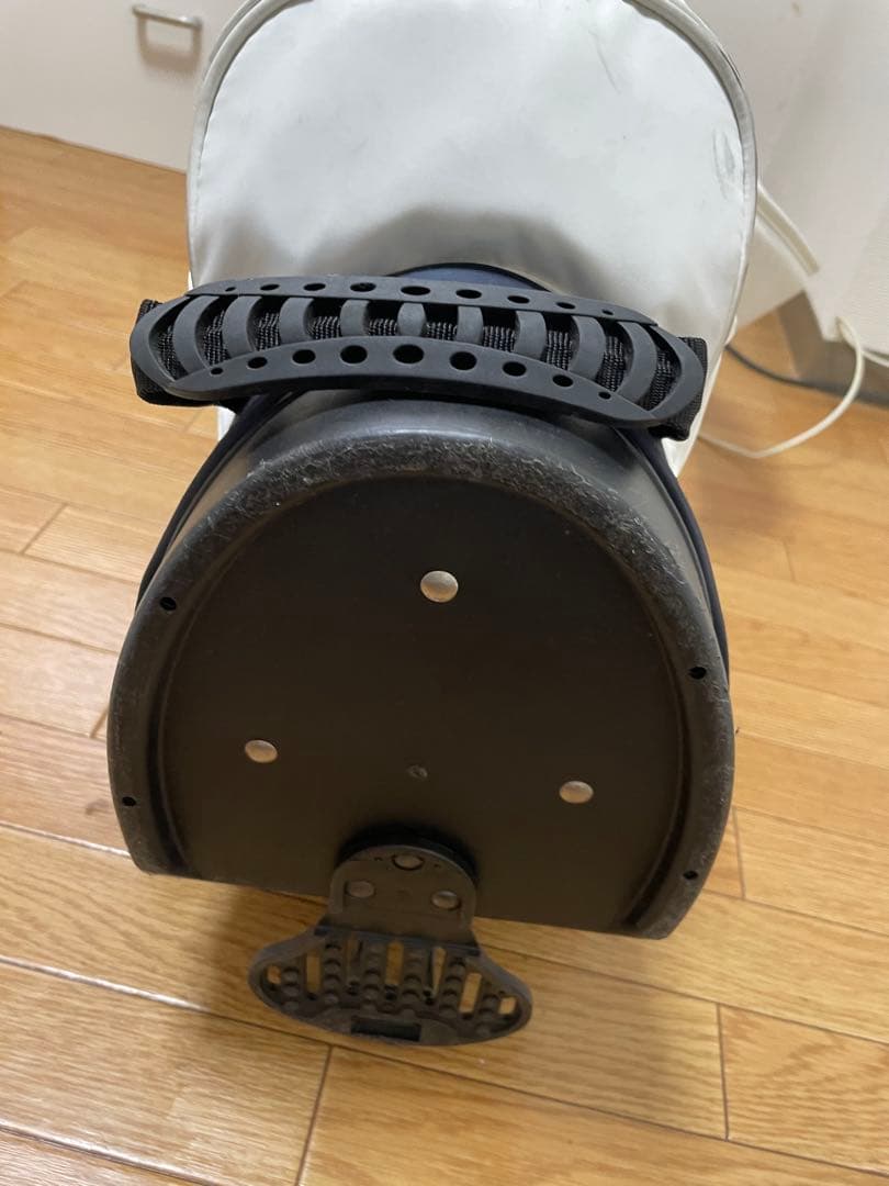 ゾイホワイト ゴルフバッグ スタンド式ヘッドカバー付き