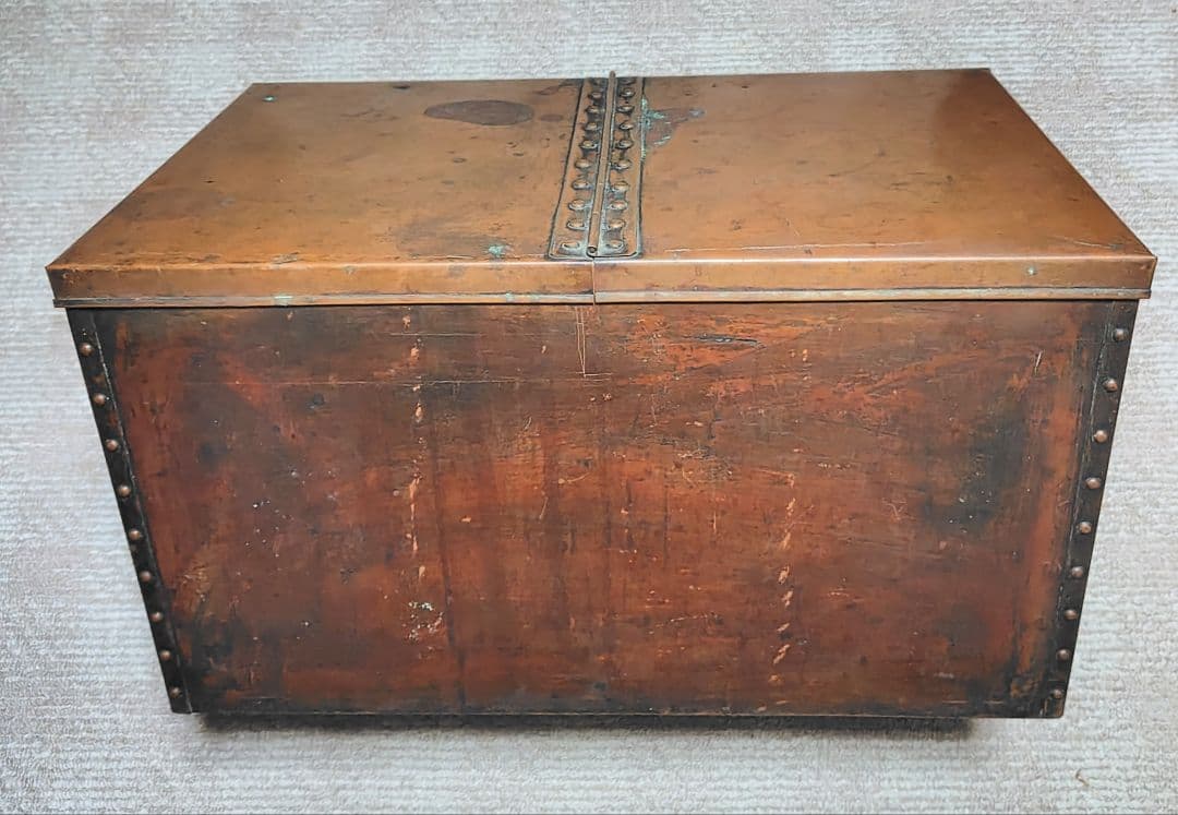 収納ケース　衣装ケース　昭和レトロ　銅製　金属製　アンティーク　骨董品　古道具