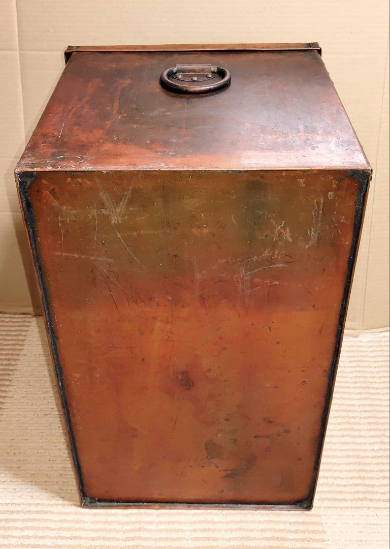 収納ケース　衣装ケース　昭和レトロ　銅製　金属製　アンティーク　骨董品　古道具