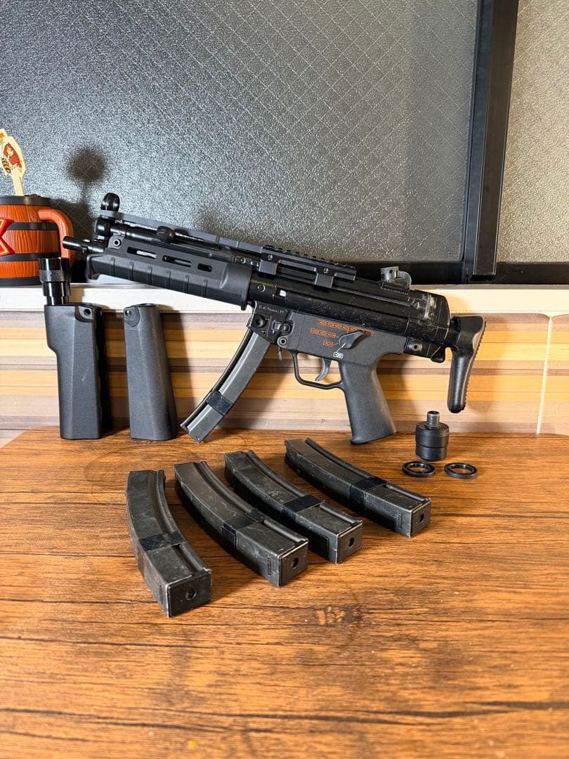 東京マルイ　次世代MP5A5 カスタム　セット