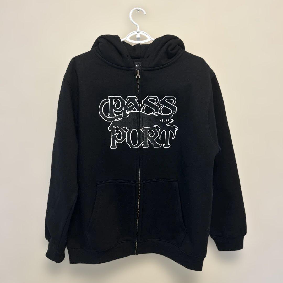 パスポートジップパーカー