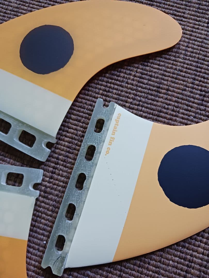 新品　フューチャー　キャプテンフィン　L