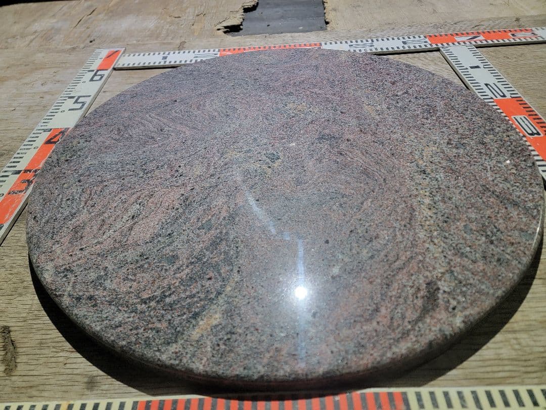 御影石 円形 Φ60cm　お庭のテーブル天板としていかがですか？