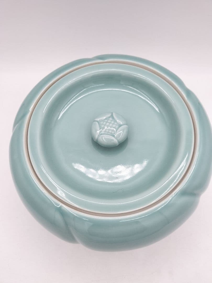 c911 水指 青磁捻梅 桜峰作 木箱 茶道具 古物