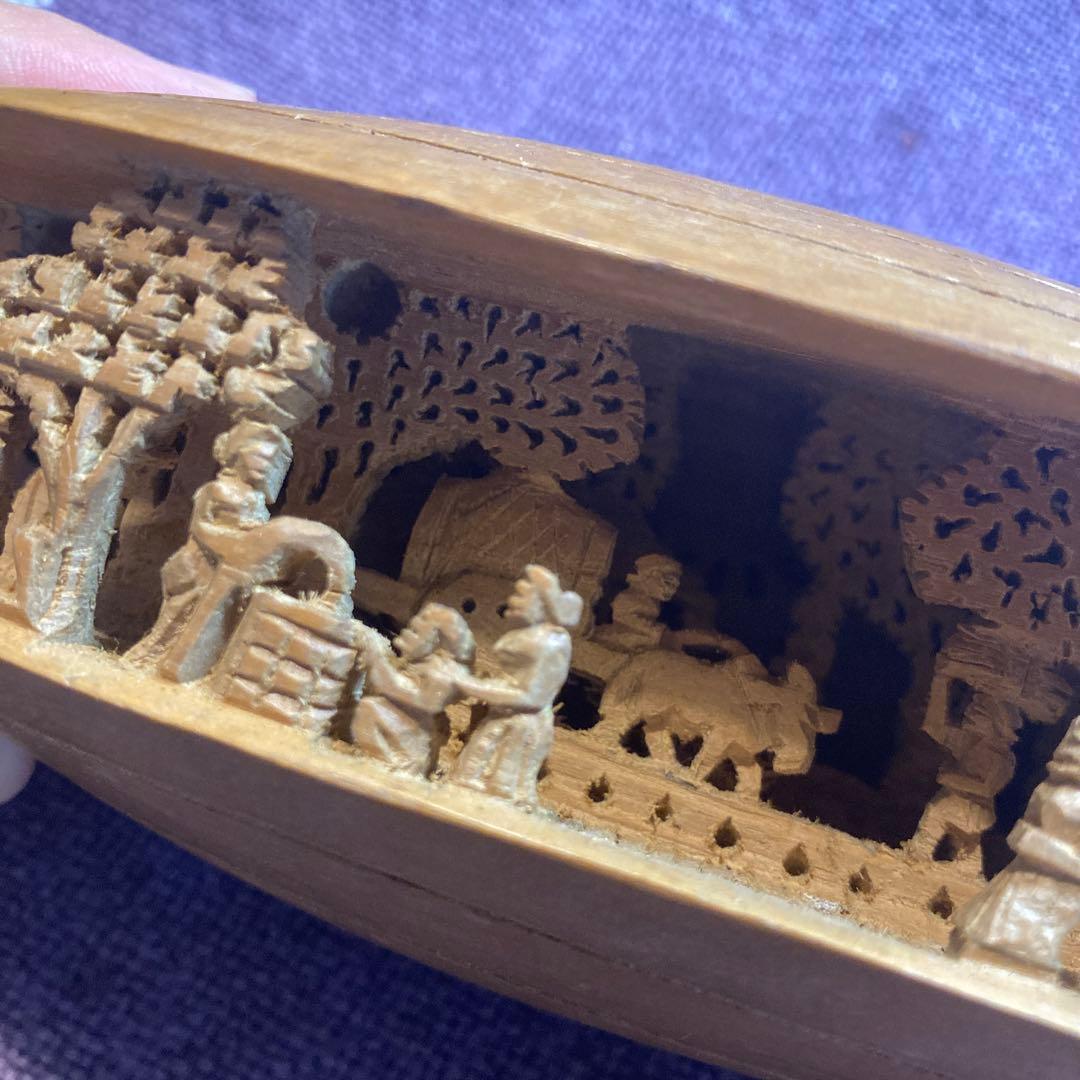 木製　貝殻モチーフ　装飾　彫刻　置き物