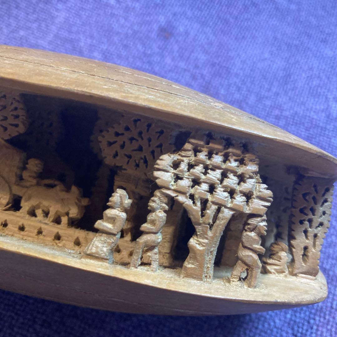 木製　貝殻モチーフ　装飾　彫刻　置き物