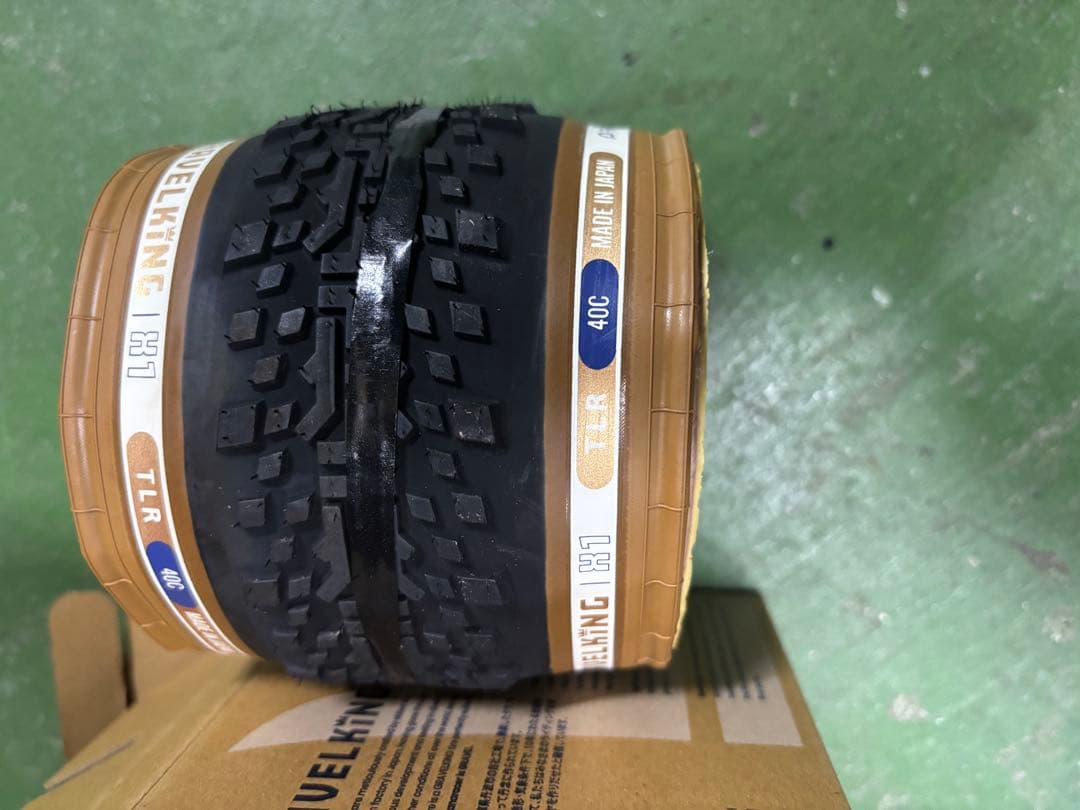 パーツ Panaracer GRAVELKING X1 40C TLR