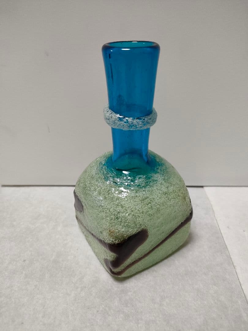 希少　名工　琉球ガラス　稲嶺盛吉さん　作品　一点物　フラワーベースにも