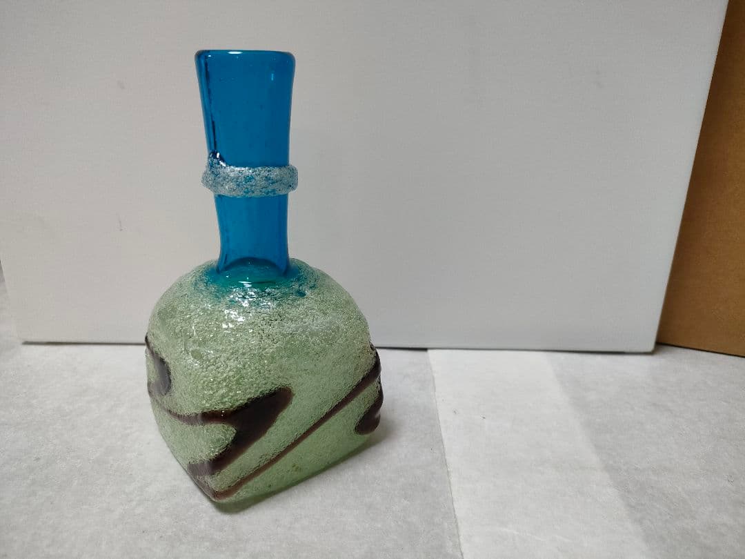 希少　名工　琉球ガラス　稲嶺盛吉さん　作品　一点物　フラワーベースにも
