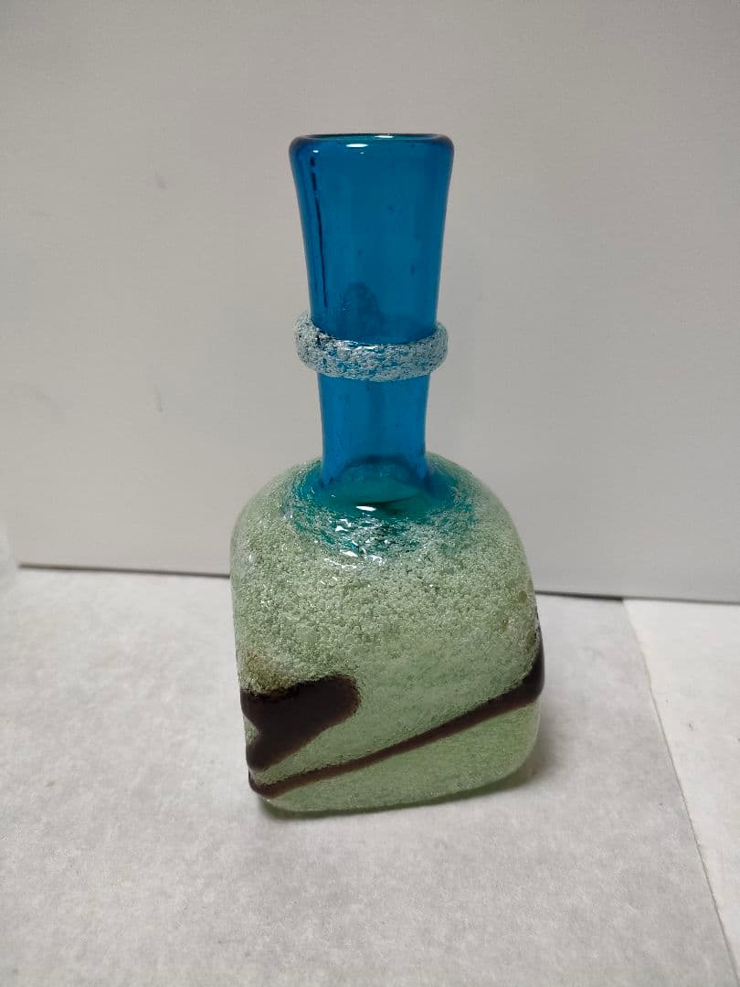 希少　名工　琉球ガラス　稲嶺盛吉さん　作品　一点物　フラワーベースにも