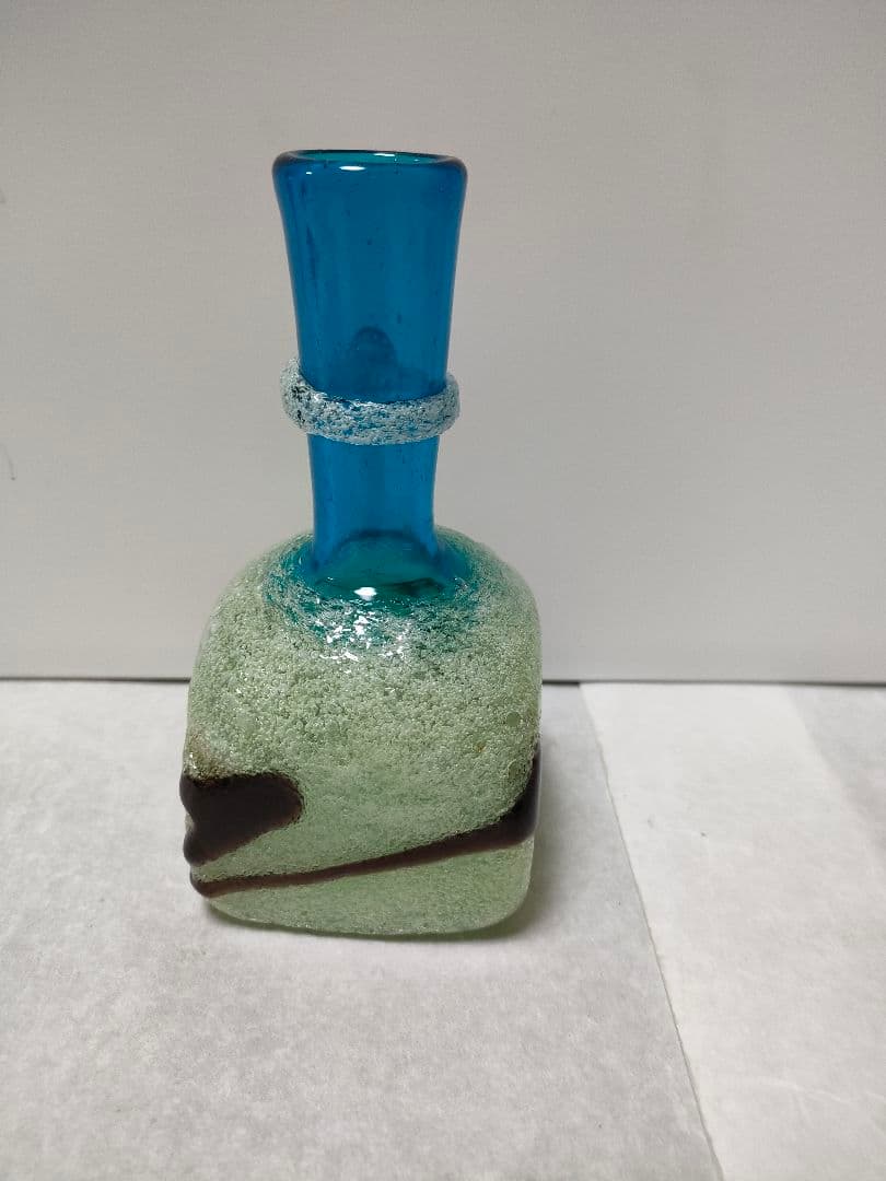 希少　名工　琉球ガラス　稲嶺盛吉さん　作品　一点物　フラワーベースにも