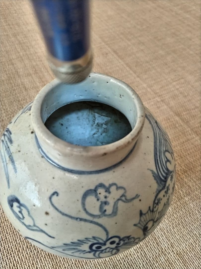 李朝　染付龍文壺