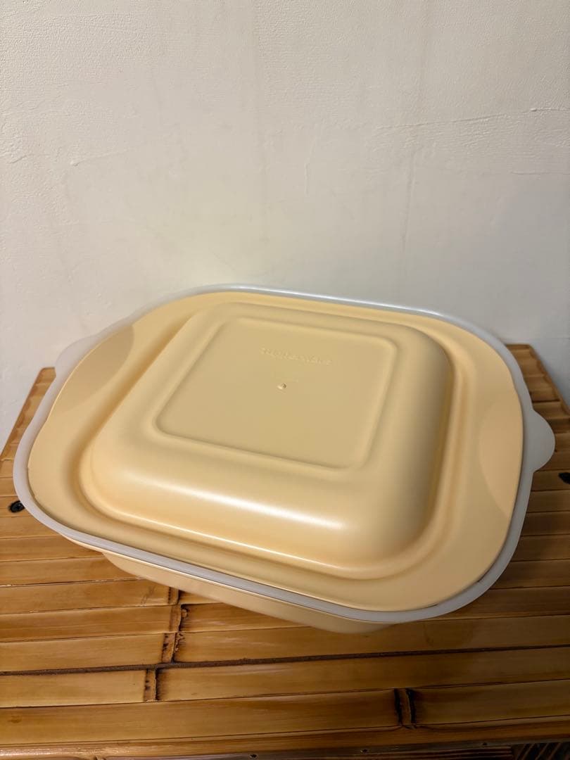 【新品】タッパーウェア　オーブンウェーブ　電子レンジ/オーブン調理可能 シール付