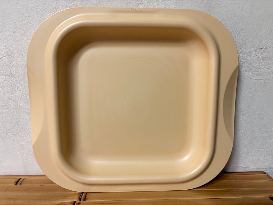 【新品】タッパーウェア　オーブンウェーブ　電子レンジ/オーブン調理可能 シール付