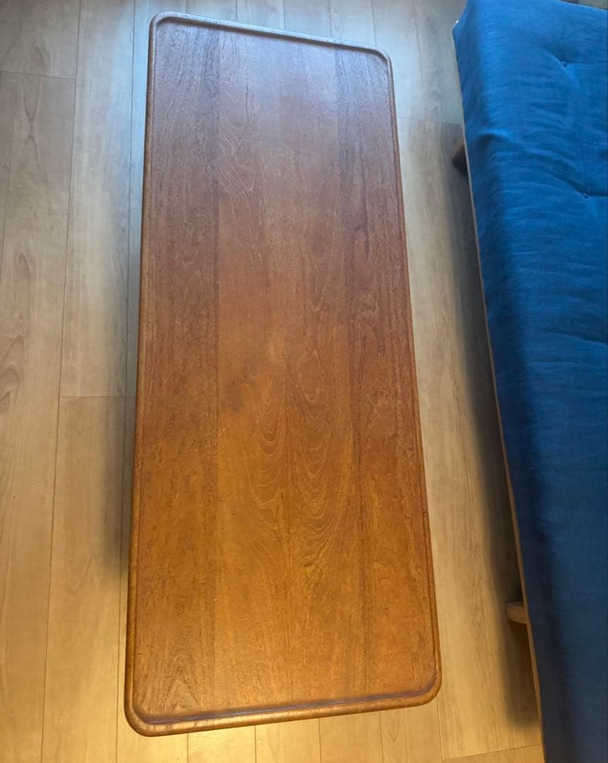 Hans J.Wegner センターテーブル　AT10