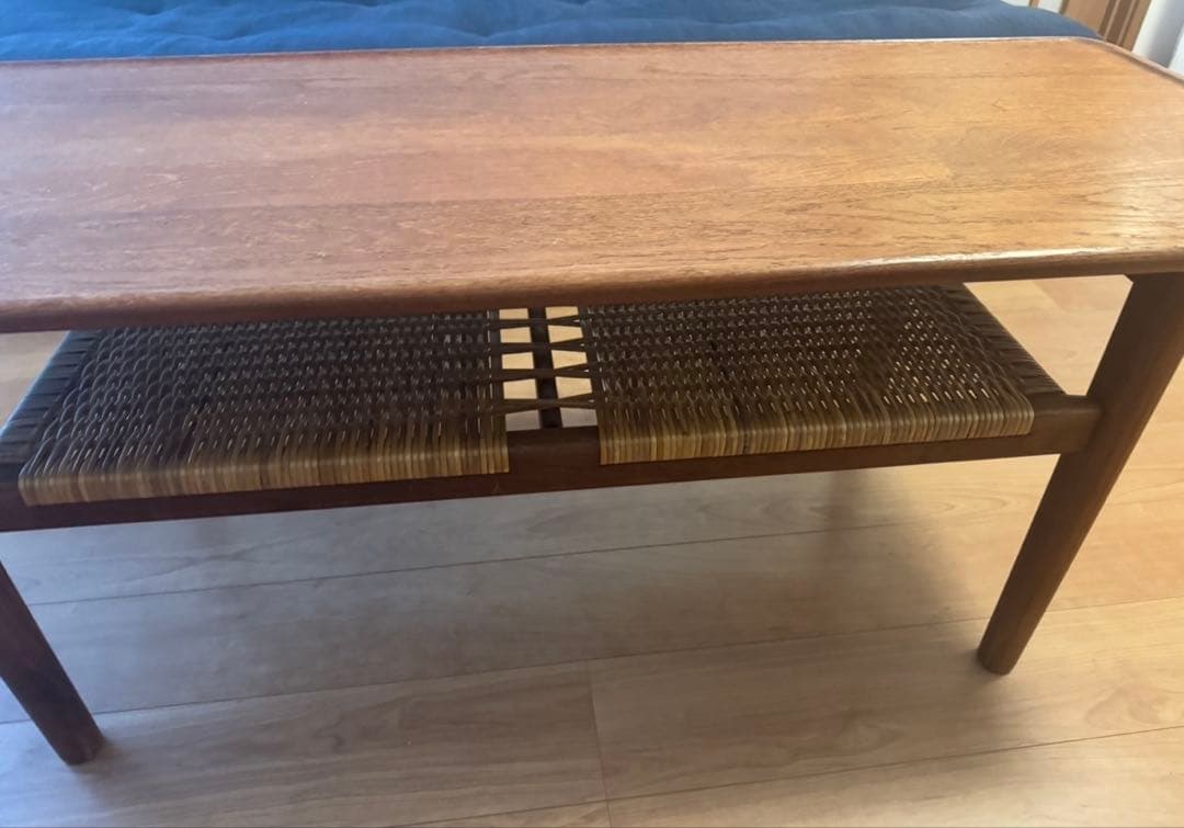 Hans J.Wegner センターテーブル　AT10