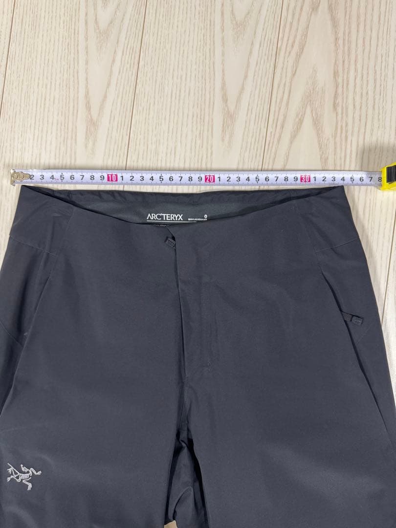 ARC'TERYX ウィメンズ スノーボードパンツ サイズ0 黒