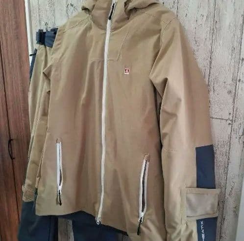 STREULER ベージュ スキーウェア