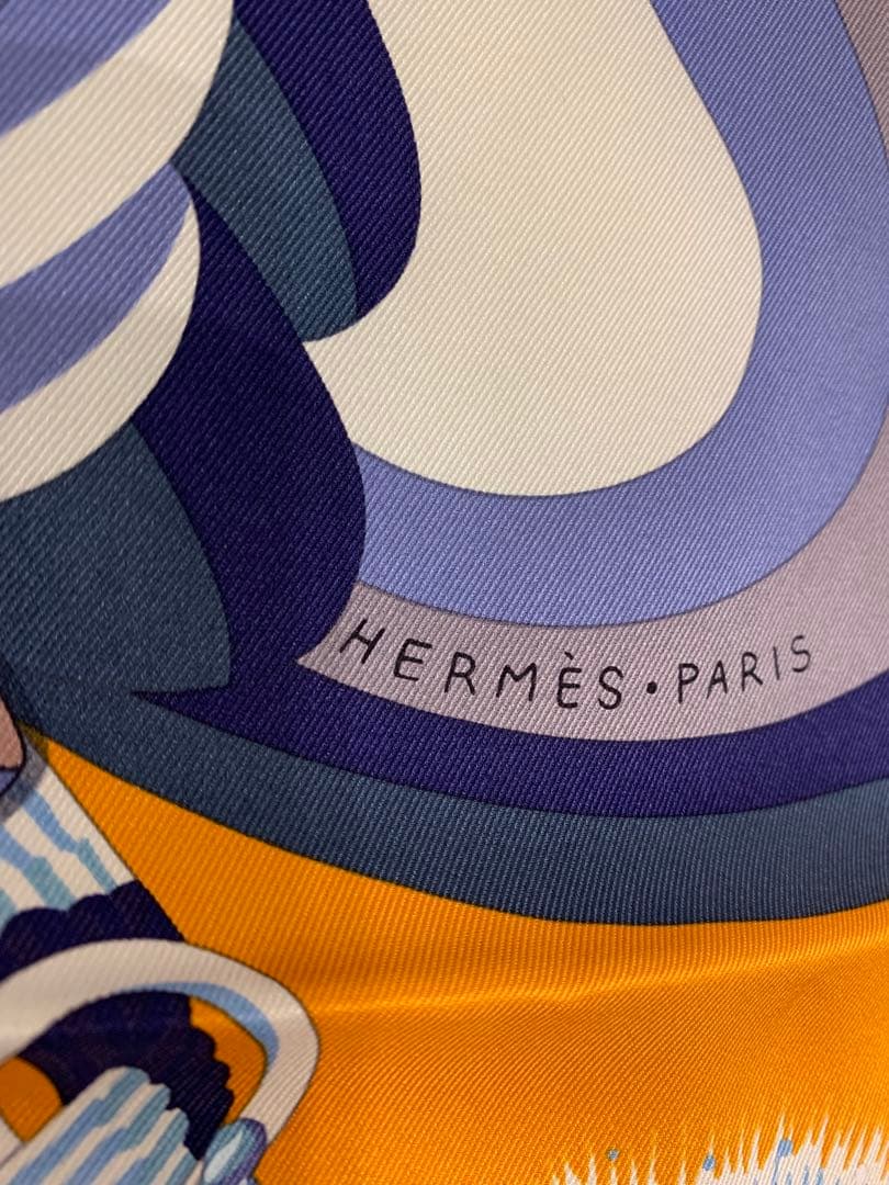 エルメススカーフ　カレ 70 《シュヴァル•マスコット》