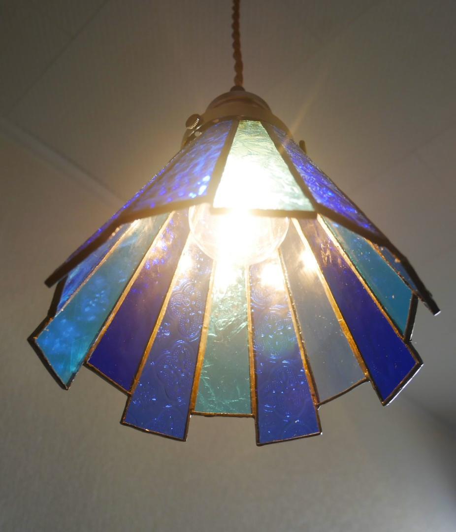 ✴︎:.。.ブルーフレアの14面ペンダントライト　＊送料無料＊