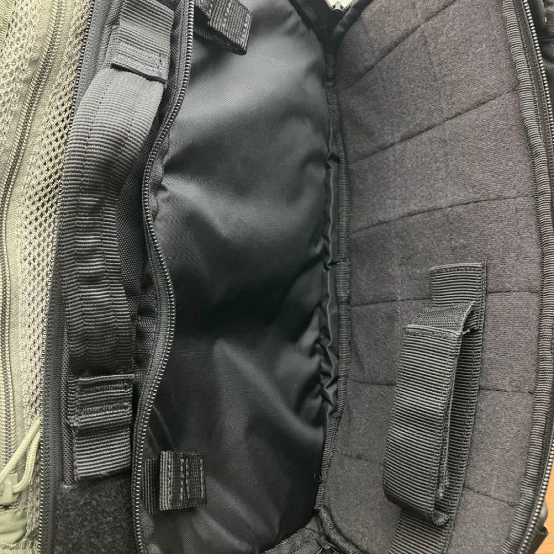 5.11 Tactical LVC8 SLING PACK ブラック