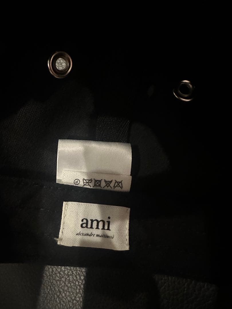 20日までSALE AMIPARIS黒キャップ