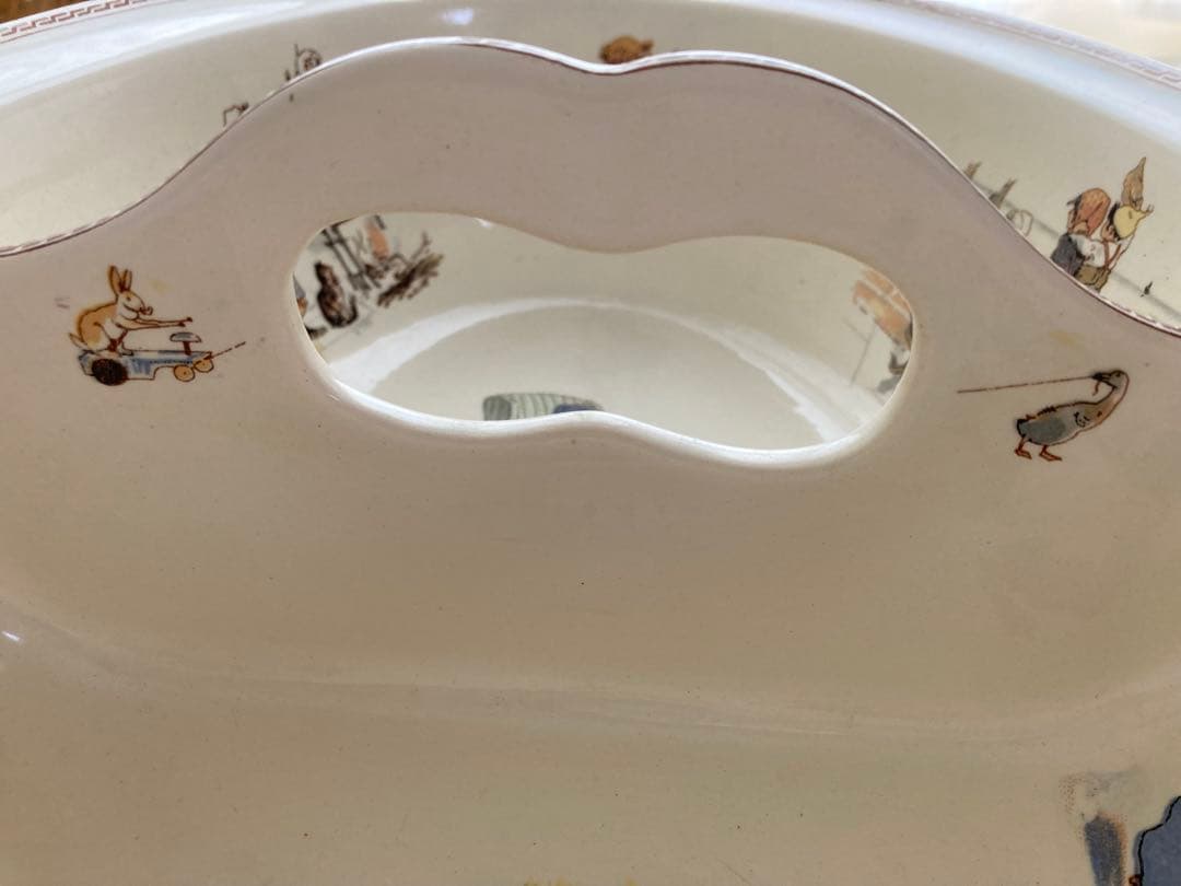 サルグミンヌ　アンファンリシャール　アンティーク　洗面器