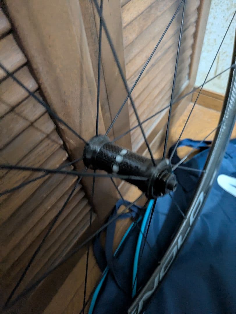 ボーラウルトラ35 クリンチャー　ダークラベル中古美品新品タイヤ付き