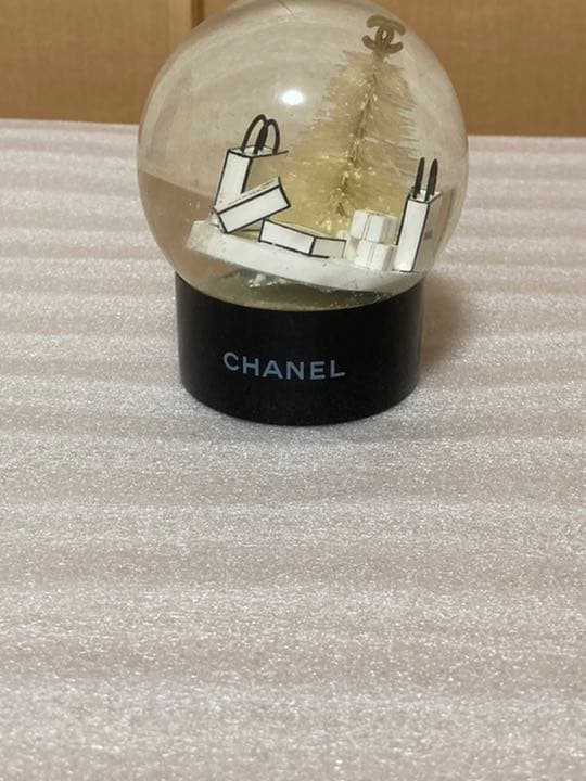 CHANEL シャネル 2012ノベルティ　スノードーム