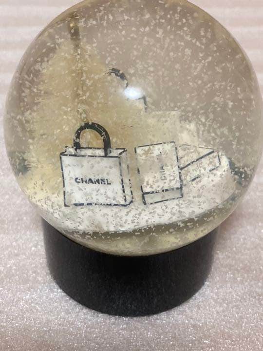CHANEL シャネル 2012ノベルティ　スノードーム