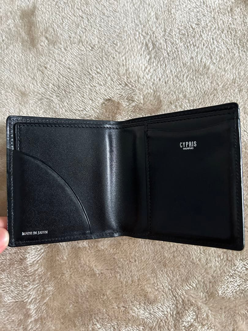 cypris二つ折り財布