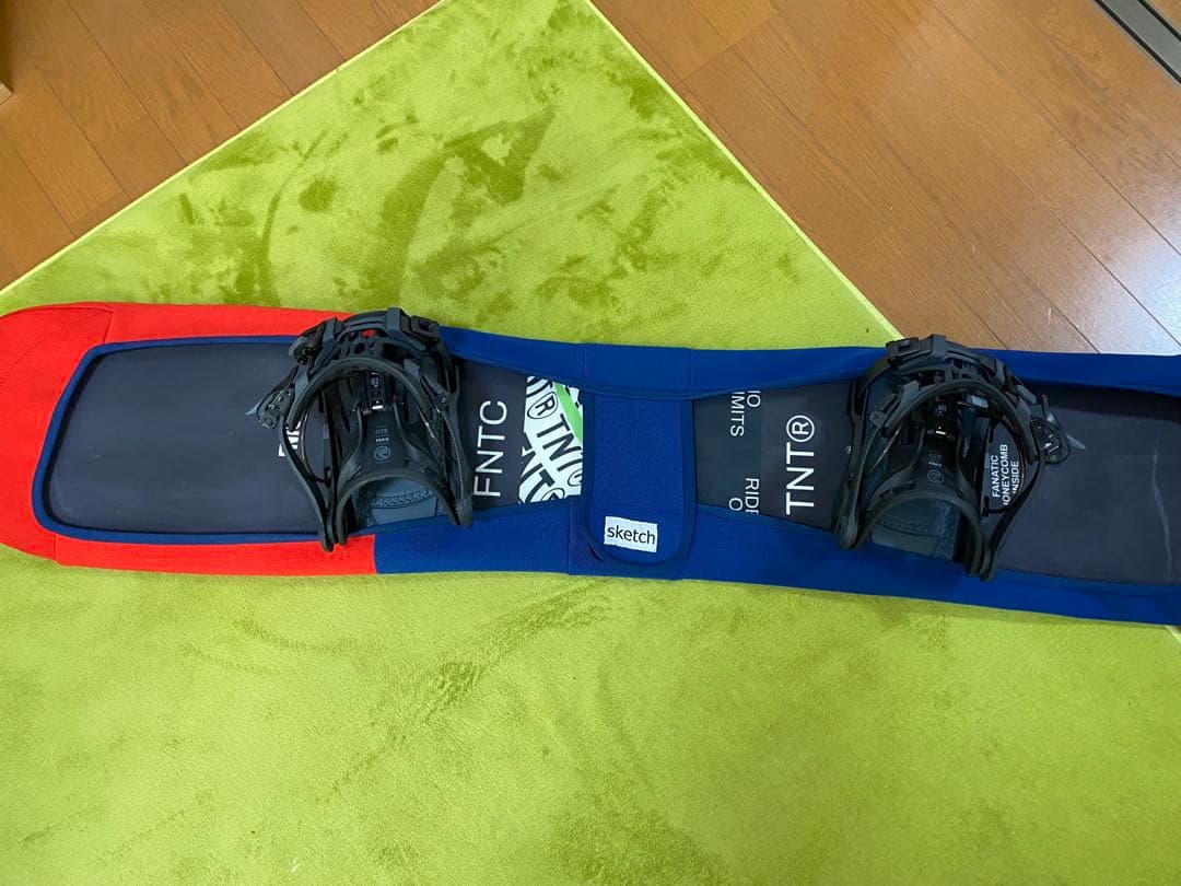 TNT FNTC スノーボード 147 FLOW ビンディング　グラトリ