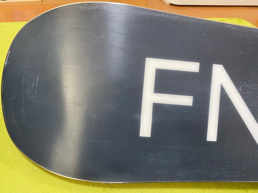 TNT FNTC スノーボード 147 FLOW ビンディング　グラトリ