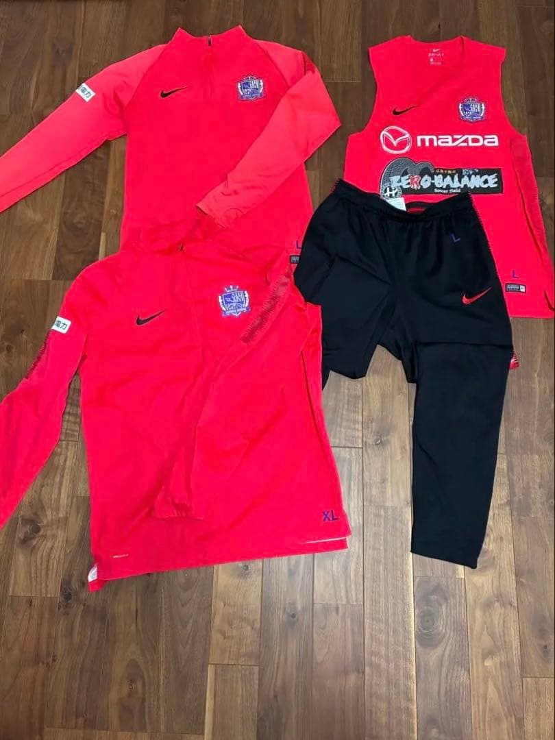 NIKE サンフレッチェ広島 トレーニングウェア