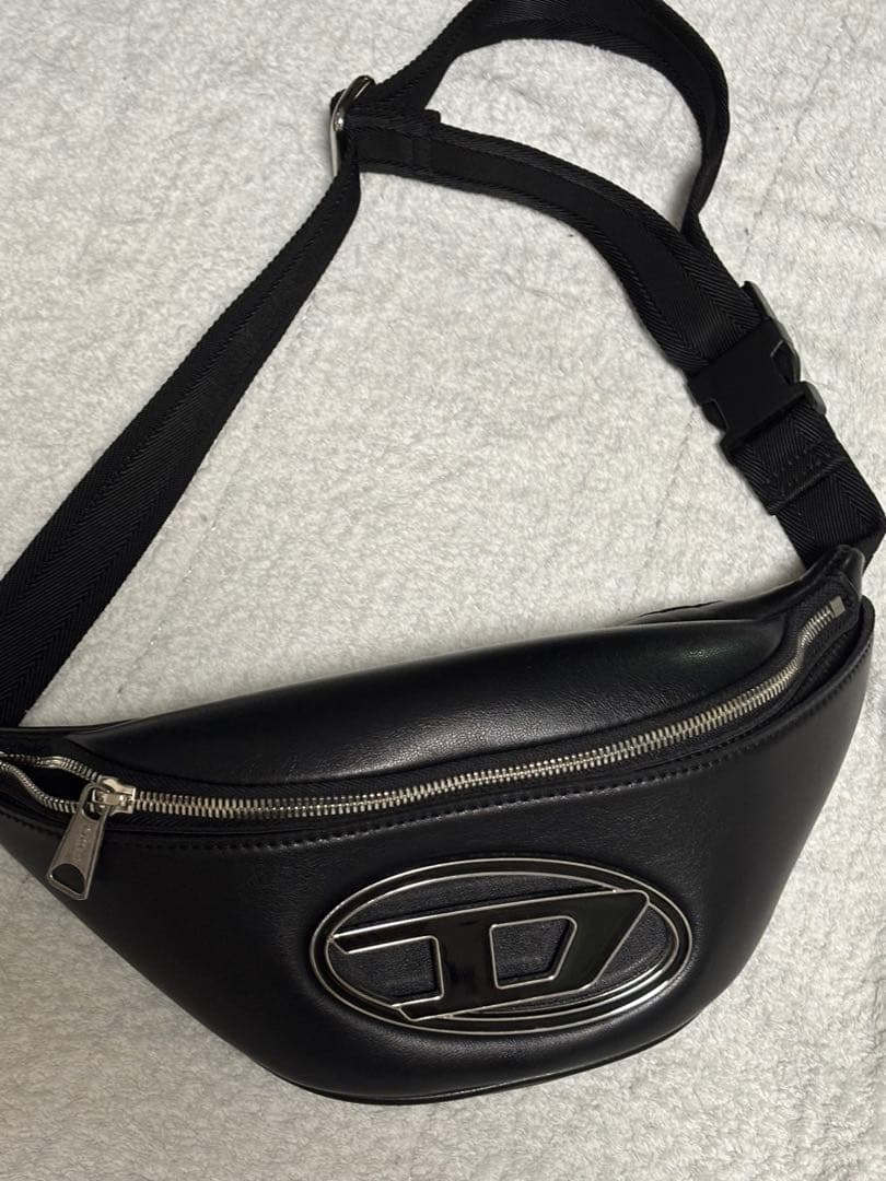 ディーゼル　ボディバック