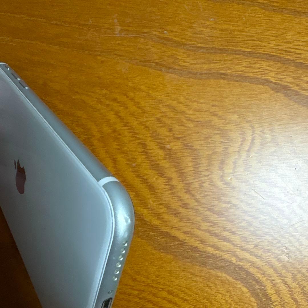 Apple iPhone SE 第2世代 128GB ホワイト SIMフリー