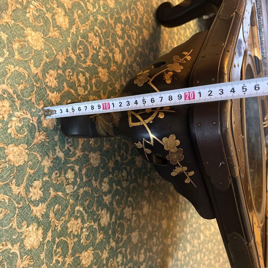 金箔装飾の四角形火鉢