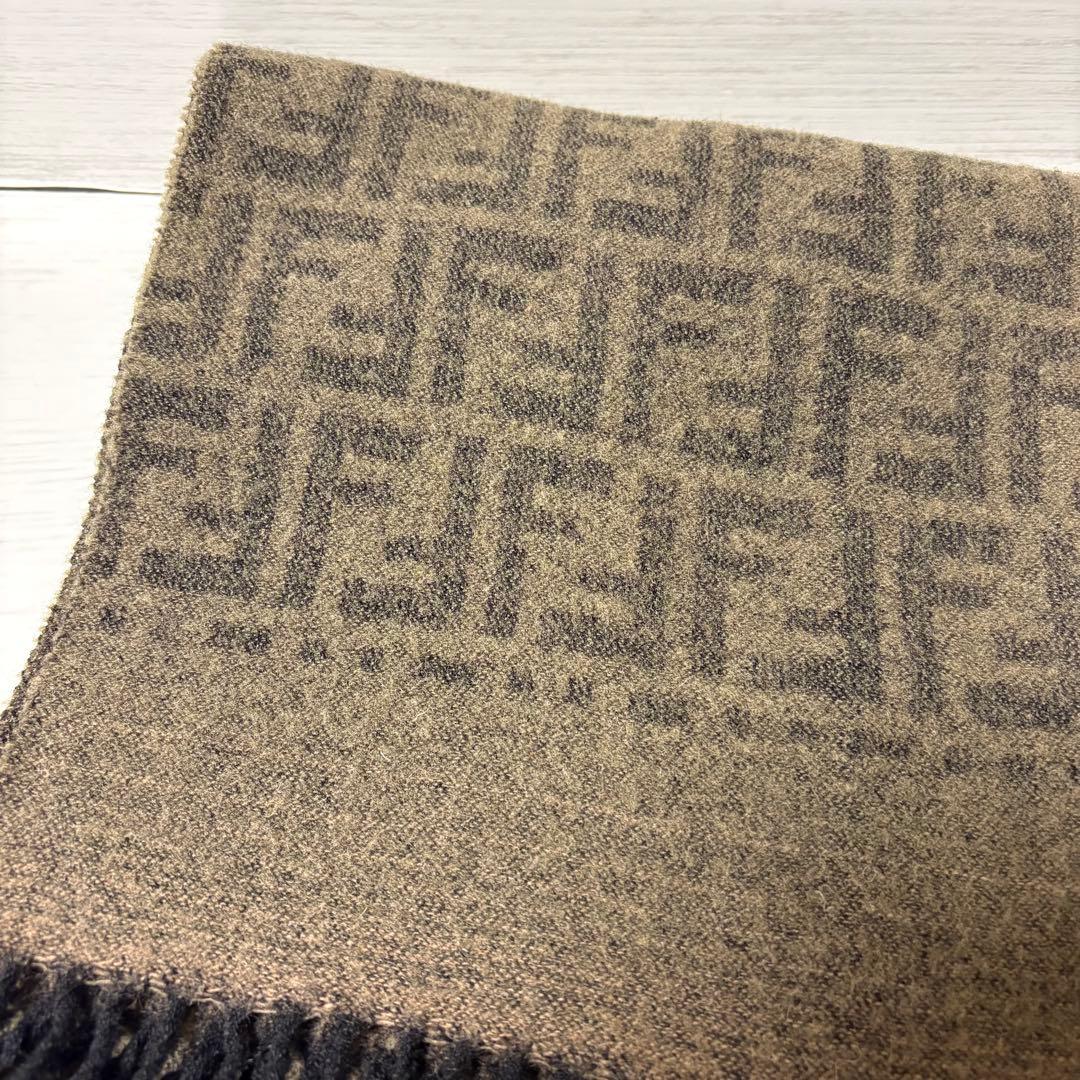 FENDIズッカ柄マフラー良品ユニセックス フリンジ付き