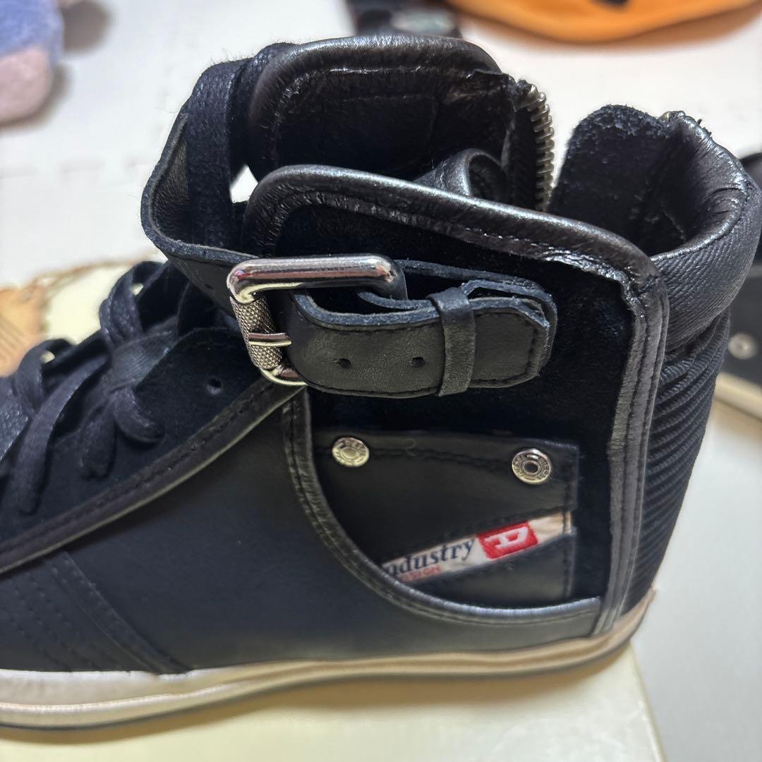 ディーゼル　ハイカット　レザースニーカー　24.5センチ　新品未使用