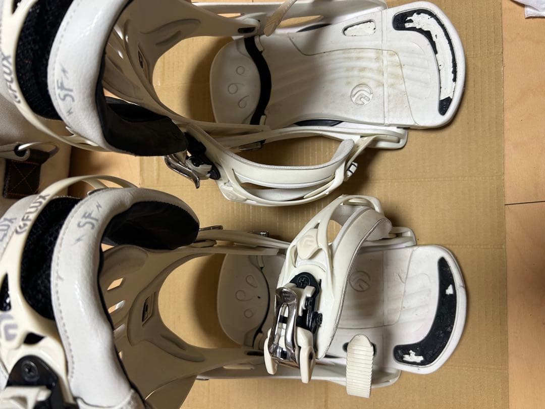 FLUX SF スノーボードビンディング ホワイト