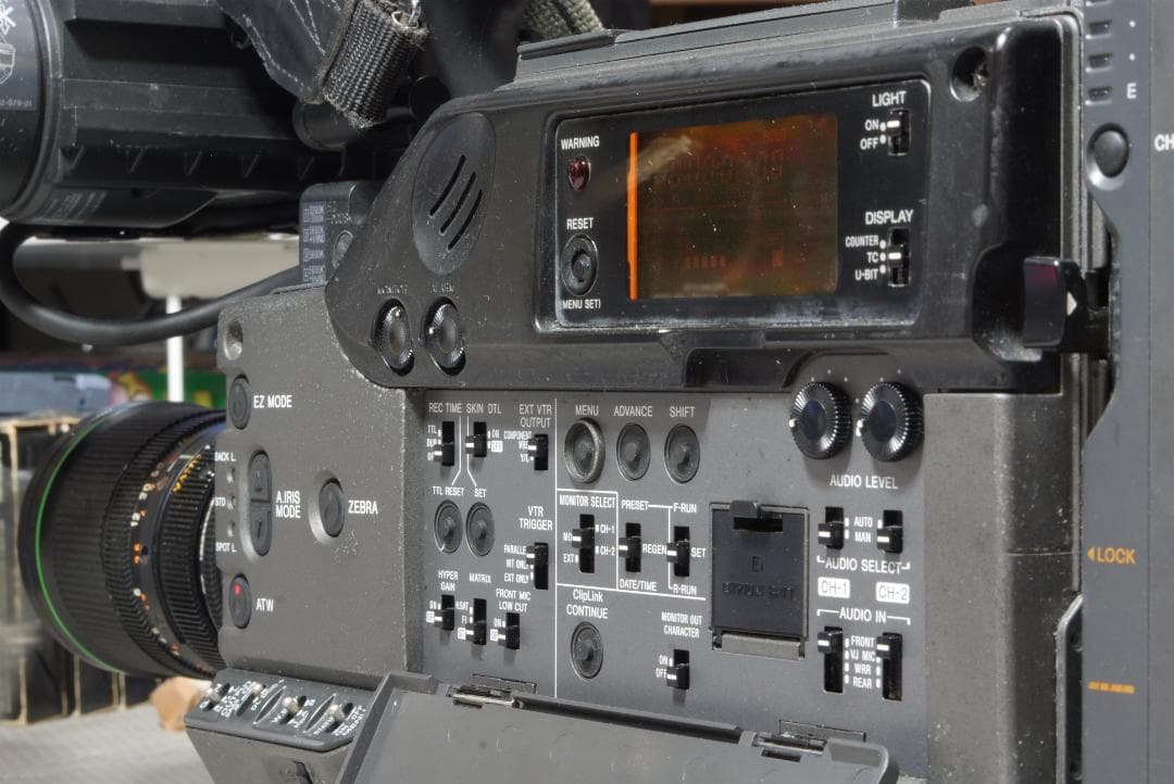 SONY 業務用ビデオカメラ DSR-300 基本動作ＯＫ