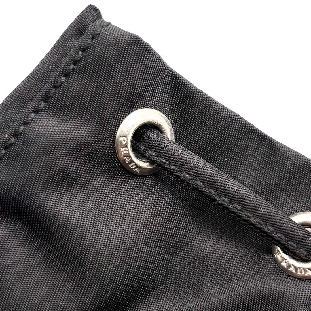 美品✨プラダ 巾着 ポーチ ナイロン レザー 三角ロゴ 白タグ ブラック